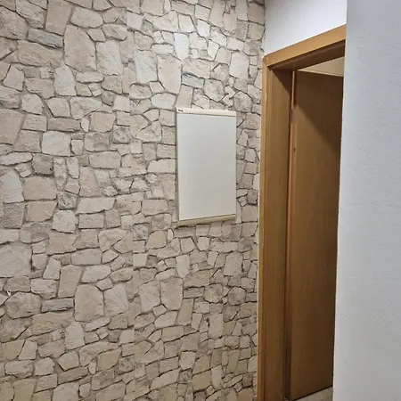 Und Claes Vendégház Borchen